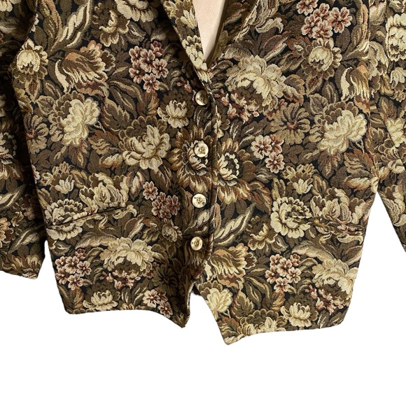 American Dream Women's Vintage Flower Motif Linen Blazer - Picture 3 of 9